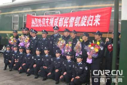 包头东站钟楼，十层高的四面时钟曾是东河区的地标建筑