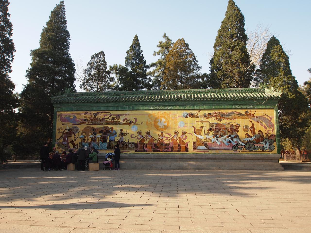 日坛公园内的祭日壁画(现代复原)