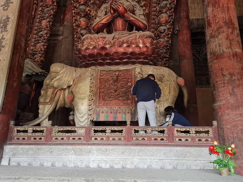 承德殊像寺：一座汉式寺院里的文殊政治