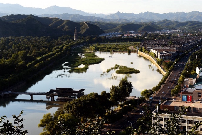 武烈河：分割山庄与城市的河谷