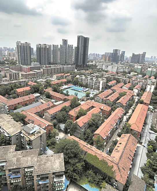 chengdu tieluju jiguan dayuan tielu xincun
