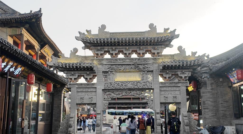 鼓楼东街传统民居街景