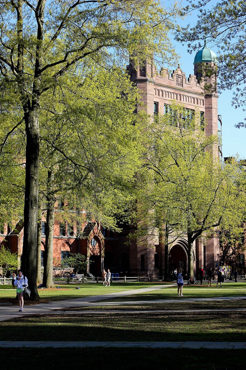 Phelps Gate connecting College Street to Old Campus