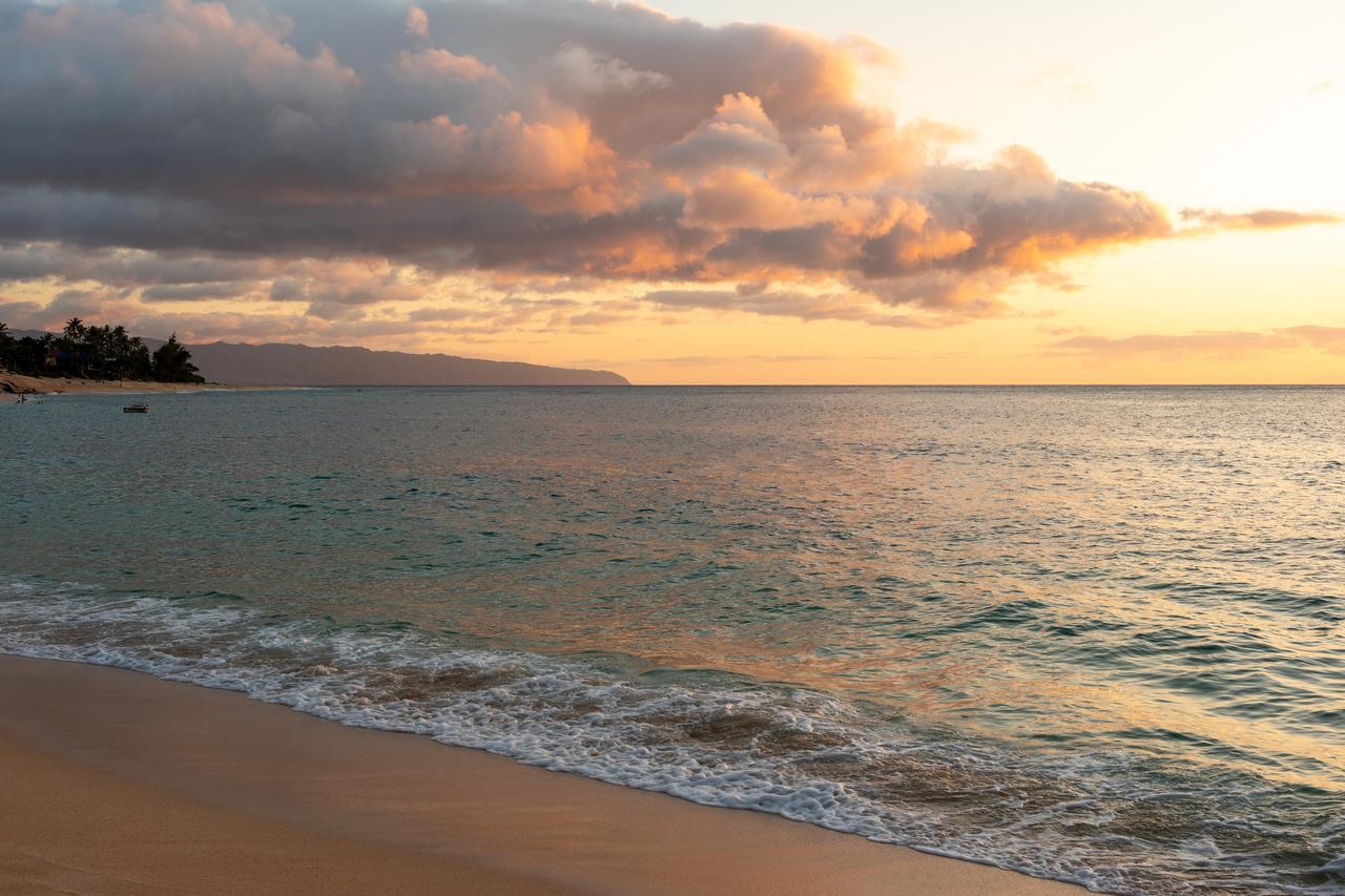 Sunset Beach public shoreline with beach park edge