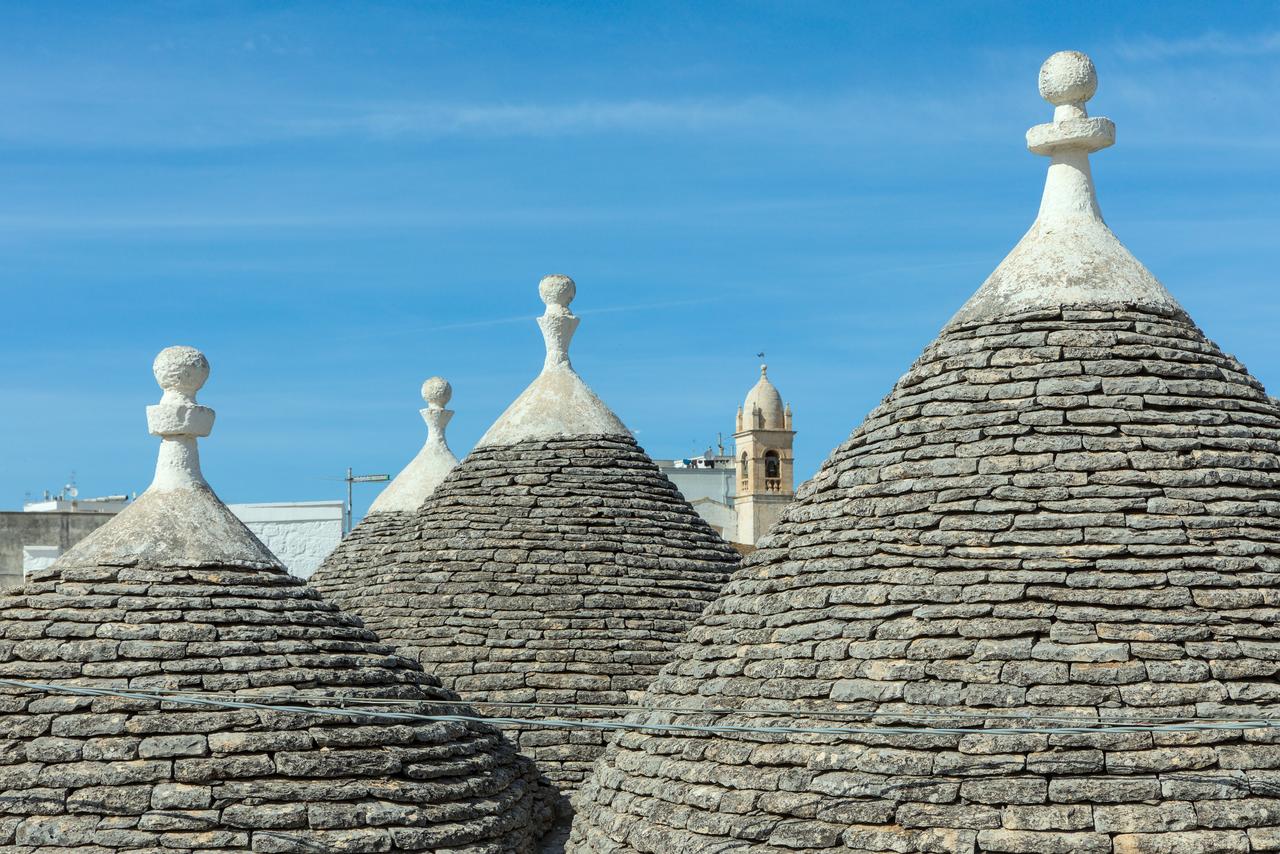 Rione Monti 的 trulli 锥顶全景