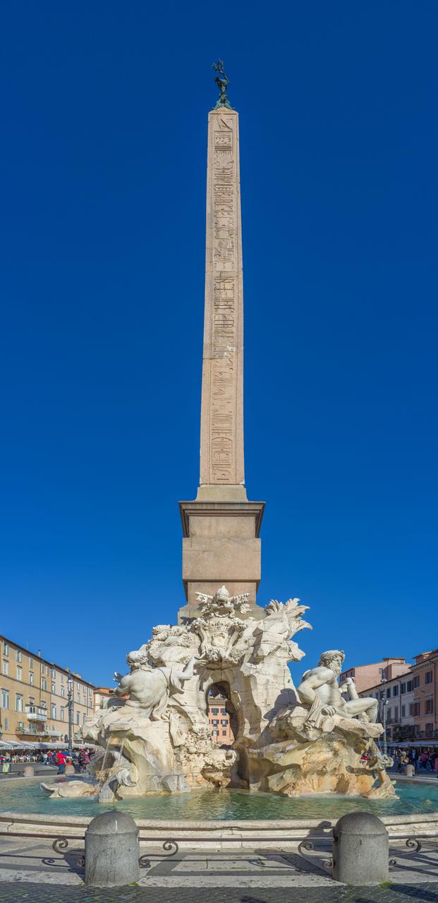 四河喷泉，Bernini 1651年完成
