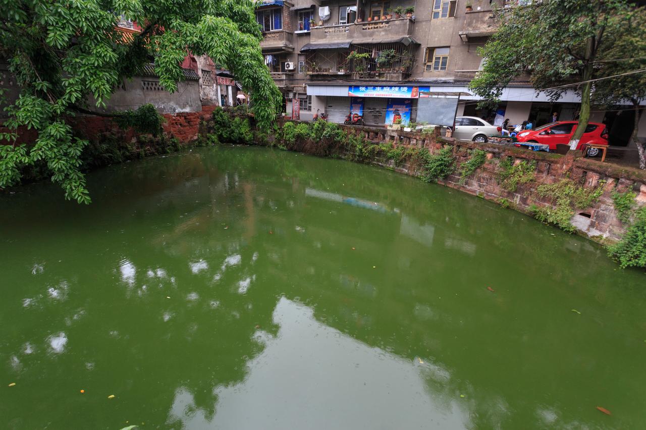 大成殿与燎台
