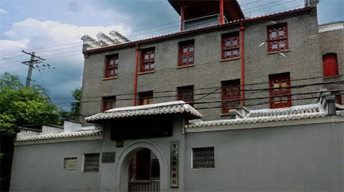 南昌八一起义纪念馆（江西大旅社）东侧外观，巴洛克风格窗拱