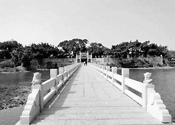 石笋桥与笋江：宋代石砌船形桥墩