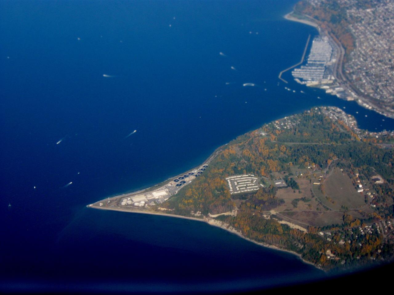 从空中看 Discovery Park 西端 West Point