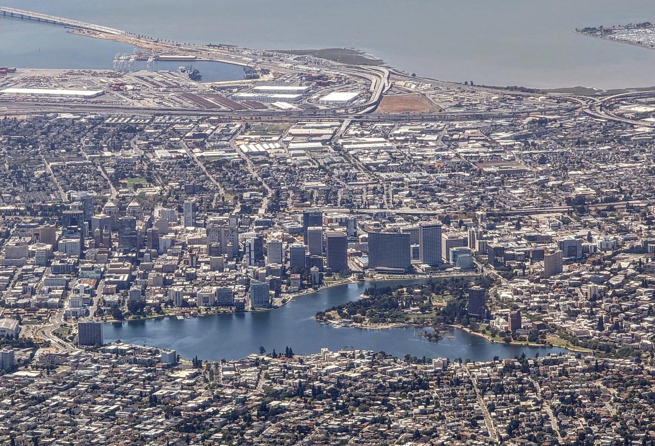 Lake Merritt 航拍全景