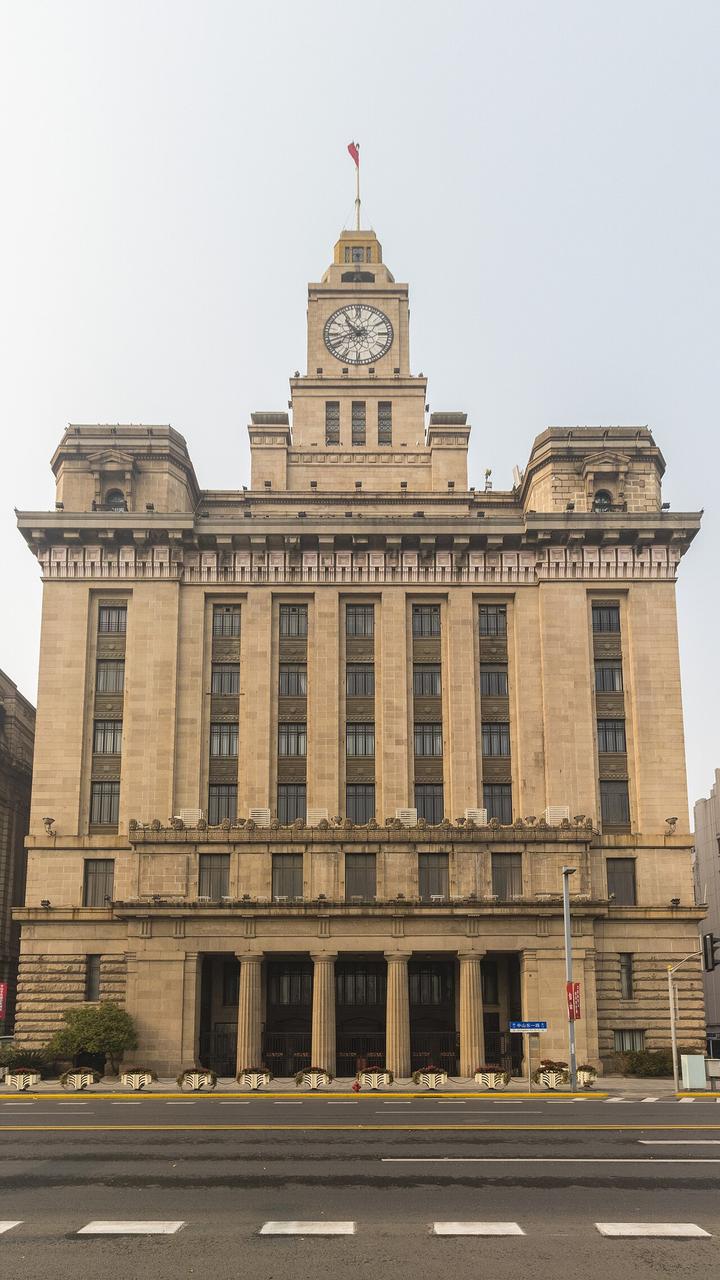 江海关大楼钟楼，外滩最高的钟楼建筑