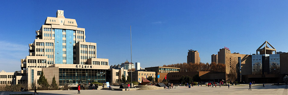 西安交通大学兴庆校区北门